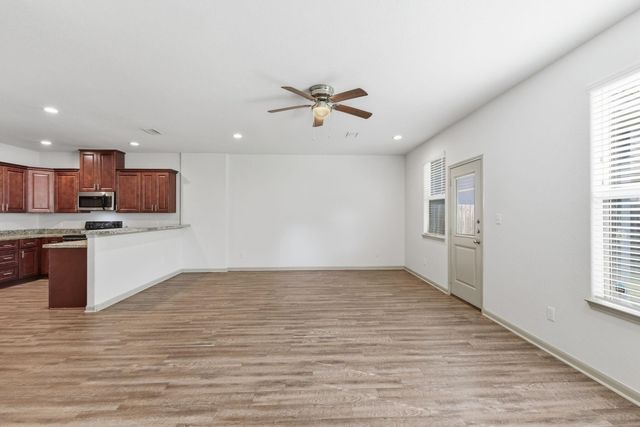 618-626 Magnolia Bend, New Caney, TX 77357