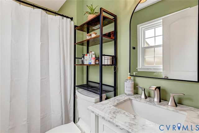9041 Beach Rd, Chesterfield, VA 23838