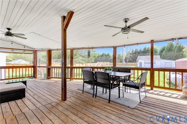 9041 Beach Rd, Chesterfield, VA 23838