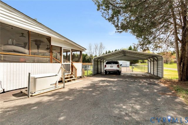 9041 Beach Rd, Chesterfield, VA 23838