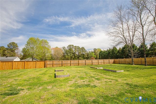 9041 Beach Rd, Chesterfield, VA 23838