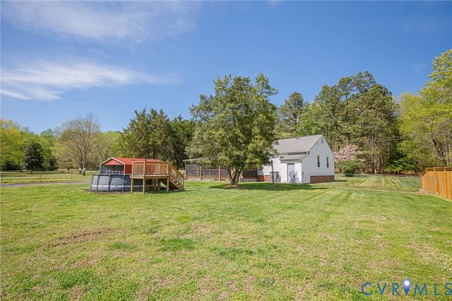 9041 Beach Rd, Chesterfield, VA 23838