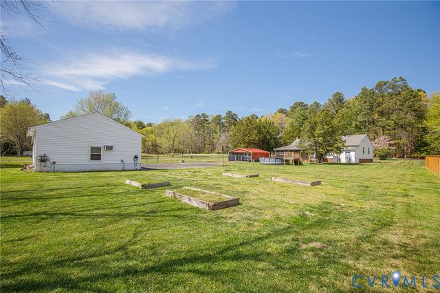 9041 Beach Rd, Chesterfield, VA 23838