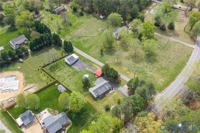 9041 Beach Rd, Chesterfield, VA 23838