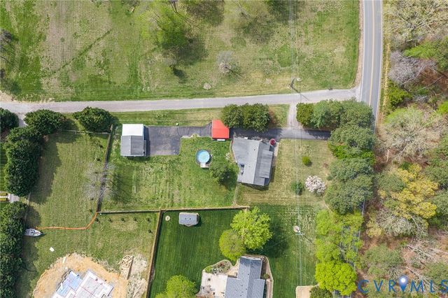 9041 Beach Rd, Chesterfield, VA 23838
