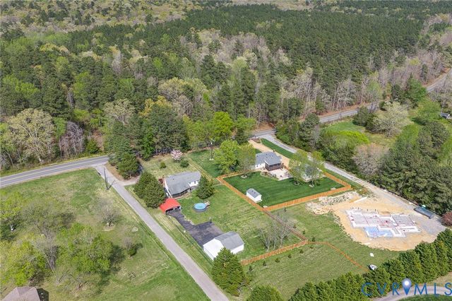 9041 Beach Rd, Chesterfield, VA 23838