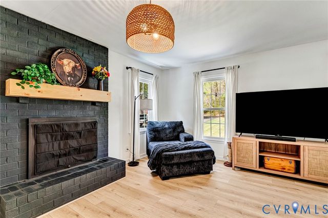 9041 Beach Rd, Chesterfield, VA 23838
