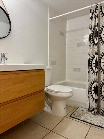 5221 BAYSHORE BOULEVARD 19, Tampa, FL 33611