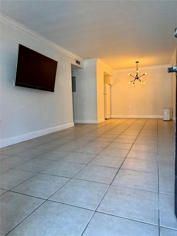 5221 BAYSHORE BOULEVARD 19, Tampa, FL 33611