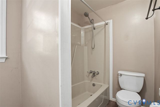 14527 Arwood Rd, Disputanta, VA 23842