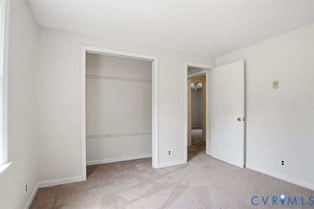 14527 Arwood Rd, Disputanta, VA 23842