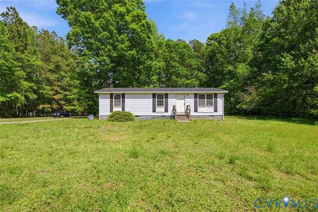 14527 Arwood Rd, Disputanta, VA 23842