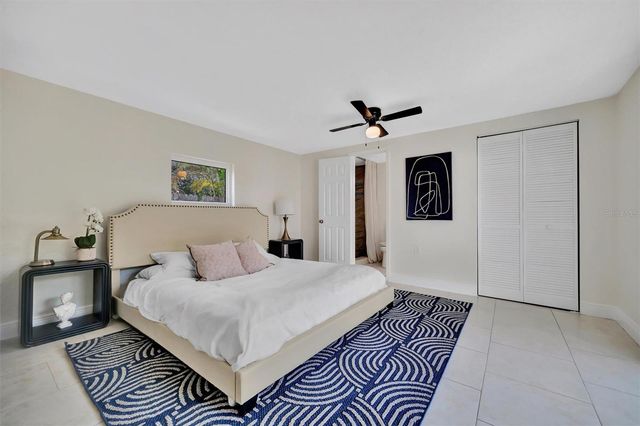 2600 40TH AVENUE N, St Petersburg, FL 33714