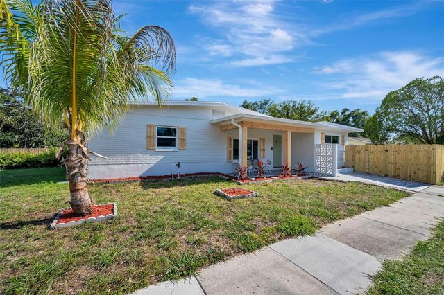 2600 40TH AVENUE N, St Petersburg, FL 33714