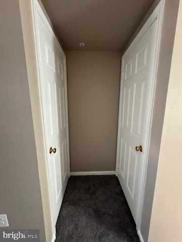 2459 WENTWORTH DR, Crofton, MD 21114