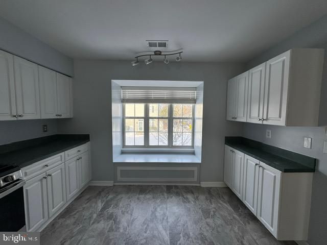 2459 WENTWORTH DR, Crofton, MD 21114