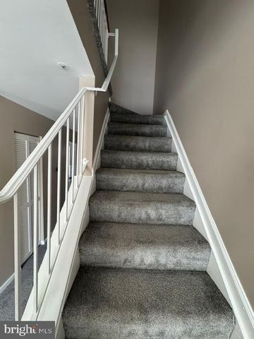 2459 WENTWORTH DR, Crofton, MD 21114