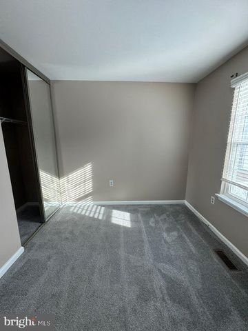2459 WENTWORTH DR, Crofton, MD 21114