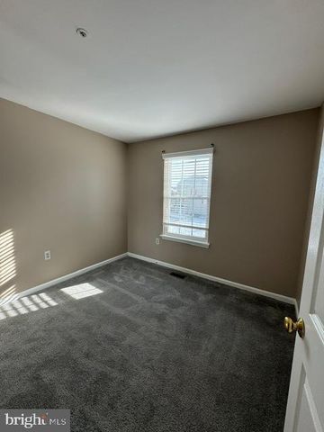 2459 WENTWORTH DR, Crofton, MD 21114