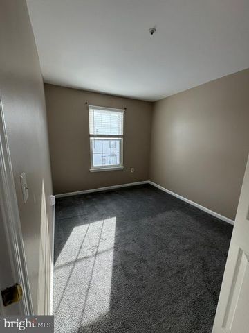 2459 WENTWORTH DR, Crofton, MD 21114