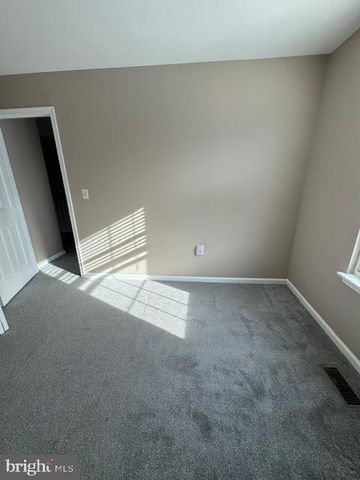 2459 WENTWORTH DR, Crofton, MD 21114