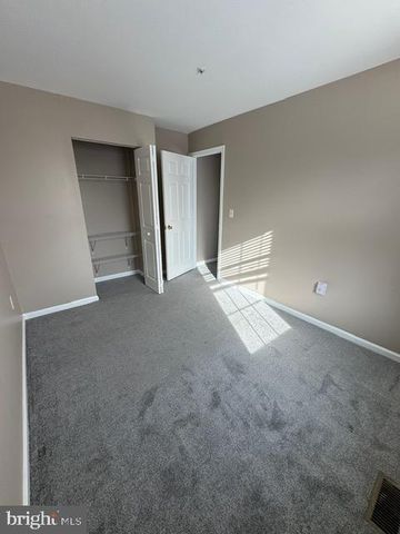 2459 WENTWORTH DR, Crofton, MD 21114