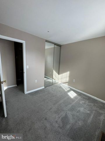 2459 WENTWORTH DR, Crofton, MD 21114