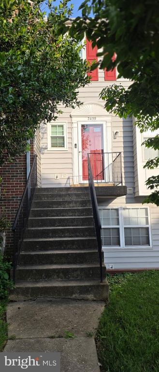 2459 WENTWORTH DR, Crofton, MD 21114