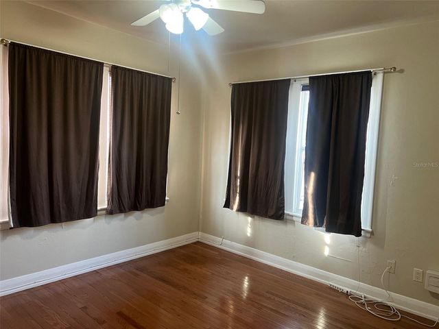 2323 W NORTH B STREET, Tampa, FL 33609