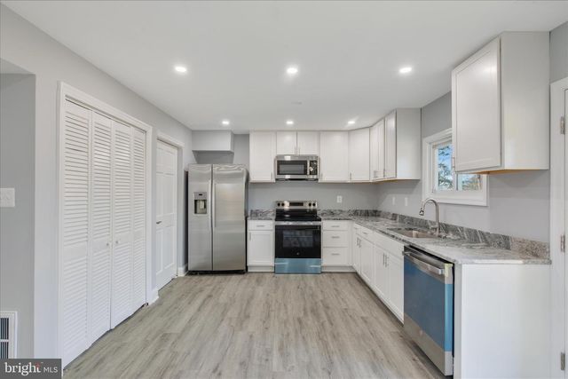 15900 PERKINS LN, Bowie, MD 20716