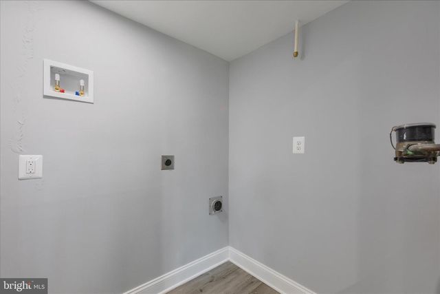 15900 PERKINS LN, Bowie, MD 20716