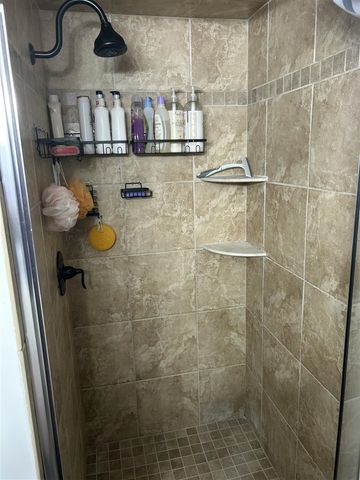 39825 Wolo Court, Clinton Township, MI 48038