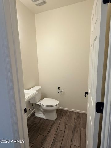 6901 N 88th Drive, Glendale, AZ 85305