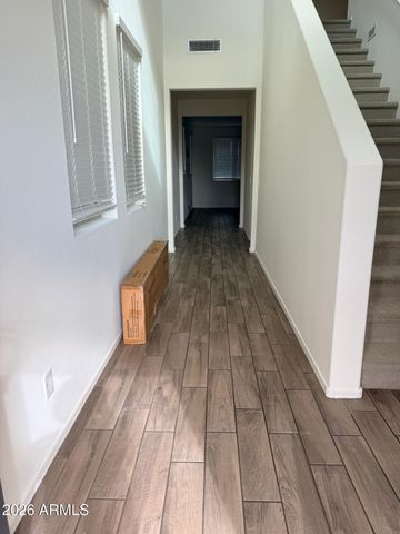 6901 N 88th Drive, Glendale, AZ 85305