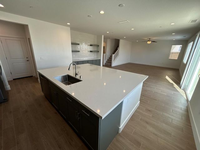 2813 E Corteza Drive, Fresno, CA 93730