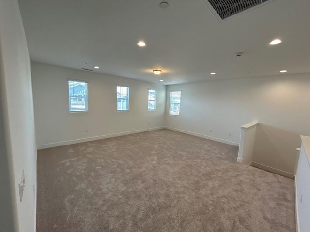 2813 E Corteza Drive, Fresno, CA 93730