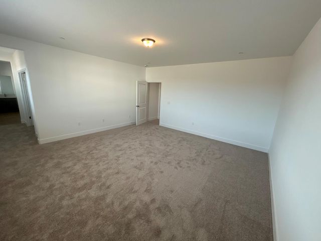 2813 E Corteza Drive, Fresno, CA 93730