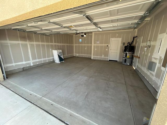 2813 E Corteza Drive, Fresno, CA 93730