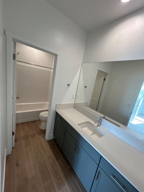 Image 20 of property listing at 2813 E Corteza Drive, Fresno, CA 93730