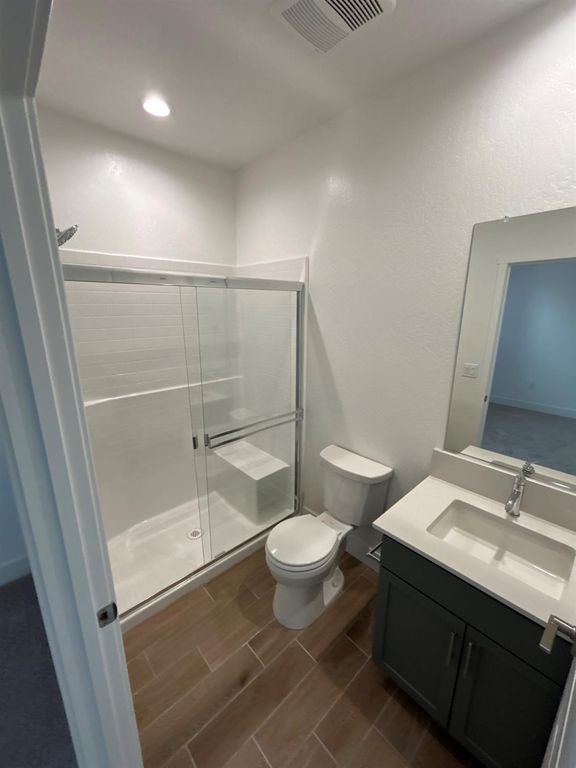 Image 4 of property listing at 2813 E Corteza Drive, Fresno, CA 93730