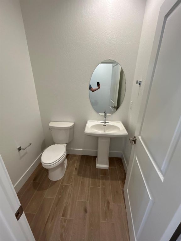 Image 7 of property listing at 2813 E Corteza Drive, Fresno, CA 93730