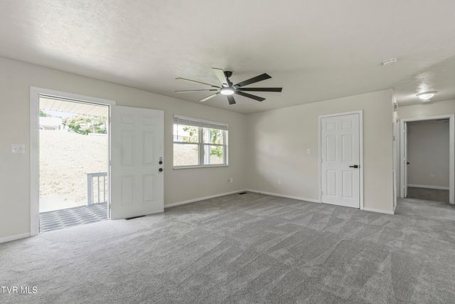 1027 Penny Lane, Morristown, TN 37814