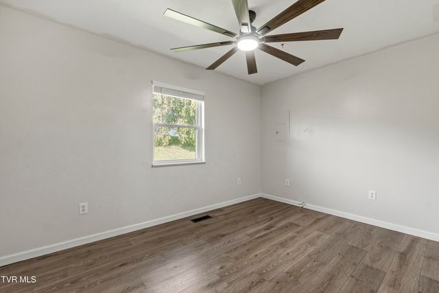 1027 Penny Lane, Morristown, TN 37814