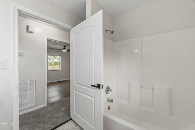 1027 Penny Lane, Morristown, TN 37814