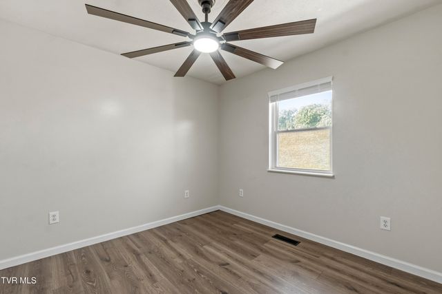 1027 Penny Lane, Morristown, TN 37814