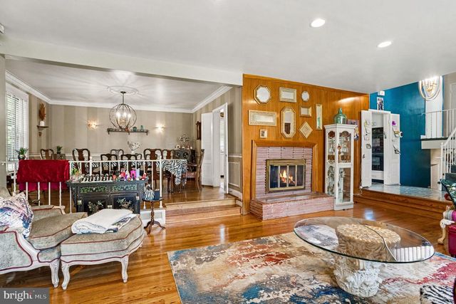 3208 HATTON RD, Baltimore, MD 21208