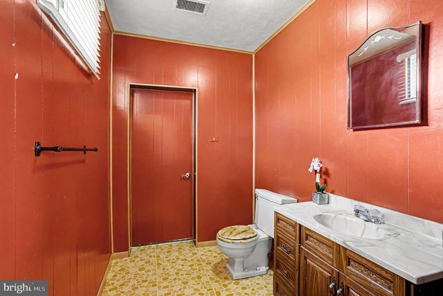3208 HATTON RD, Baltimore, MD 21208