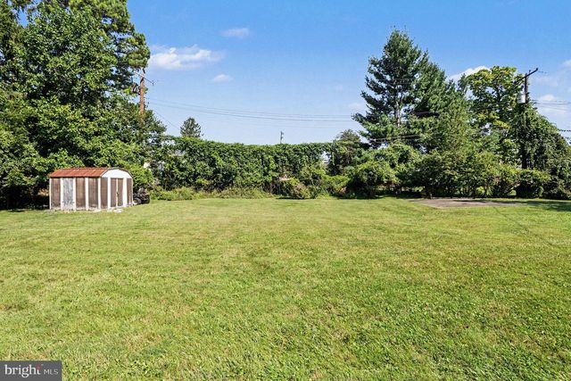 3208 HATTON RD, Baltimore, MD 21208