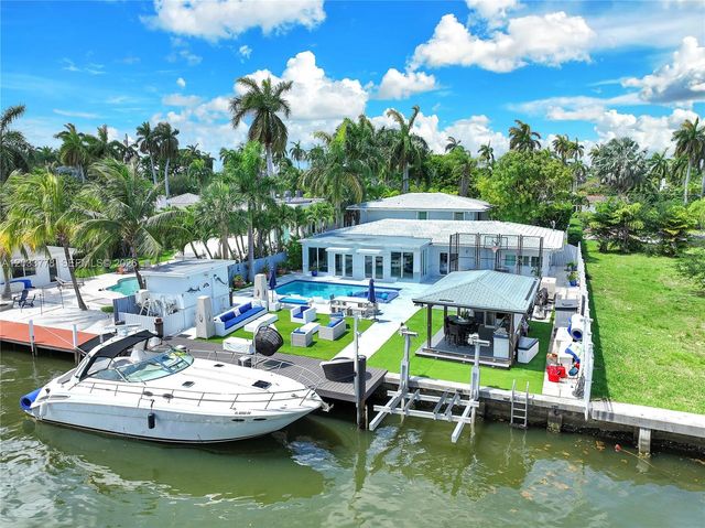 1100 NE 84th St, Miami, FL 33138