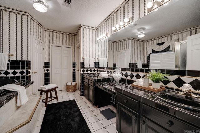 17 Ozark Drive, Greenbrier, AR 72039